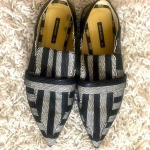 These shoes are made for glamour! You won’t be ignored wearing them.